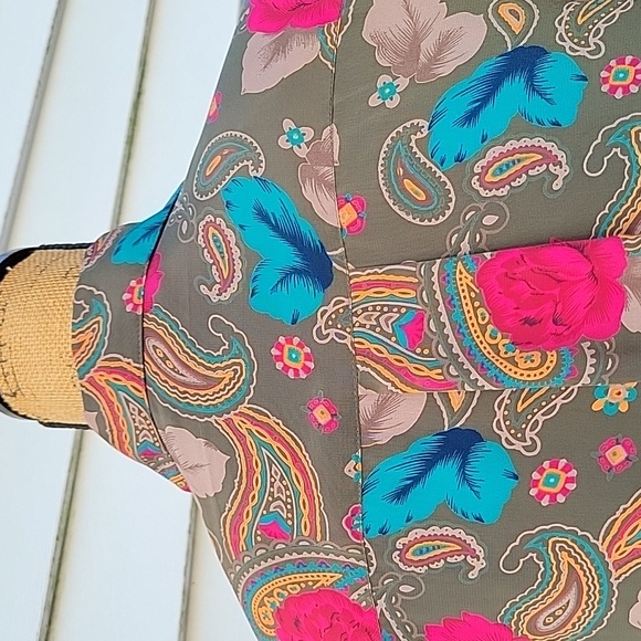 NEW Alfred Dunner Paisley & Floral Button Down Top - Picture 11 of 17